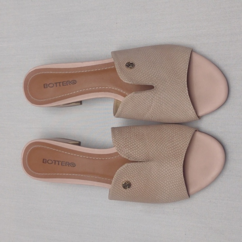 Botter blush slip on shoe